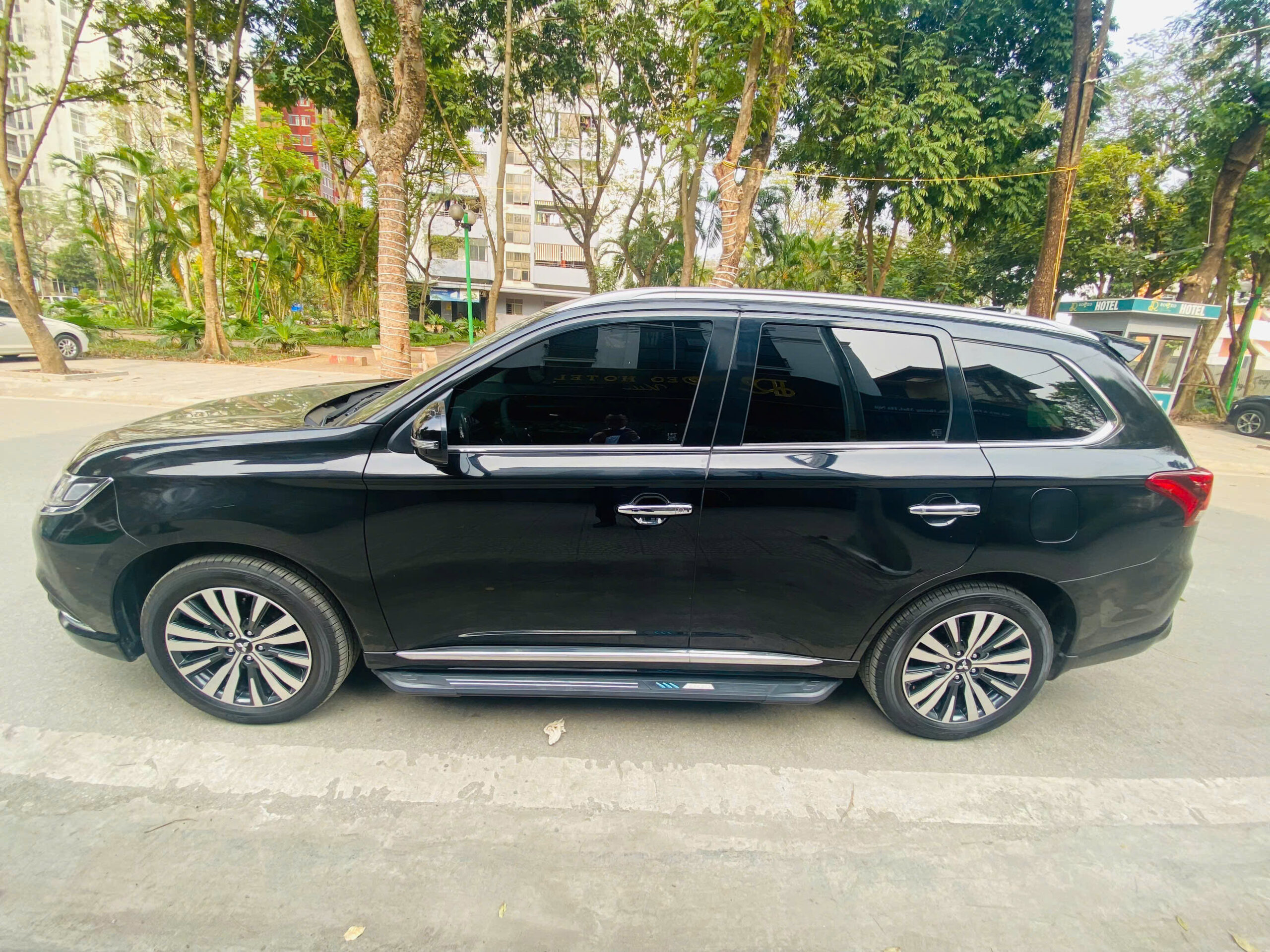 Mitsubishi Outlander CVT 2023