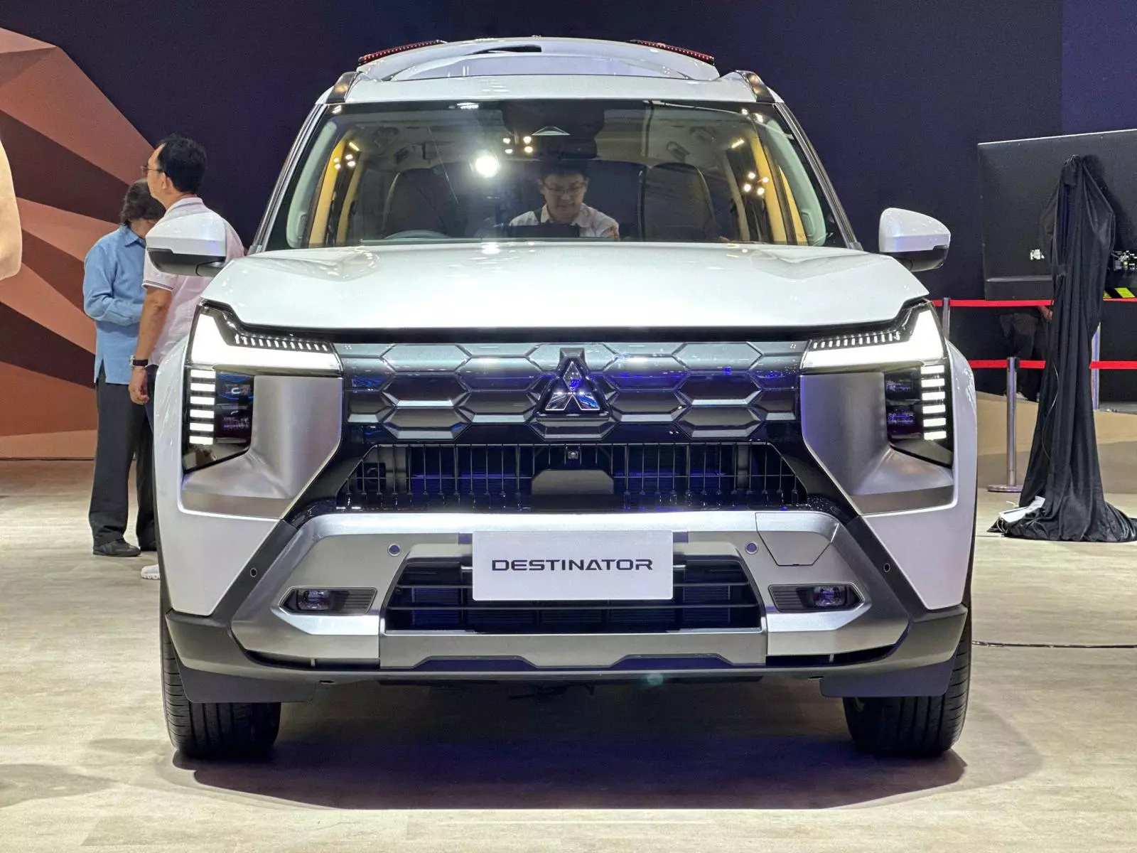 Ngôn ngữ thiết kế Dynamic Shield đặc trưng.