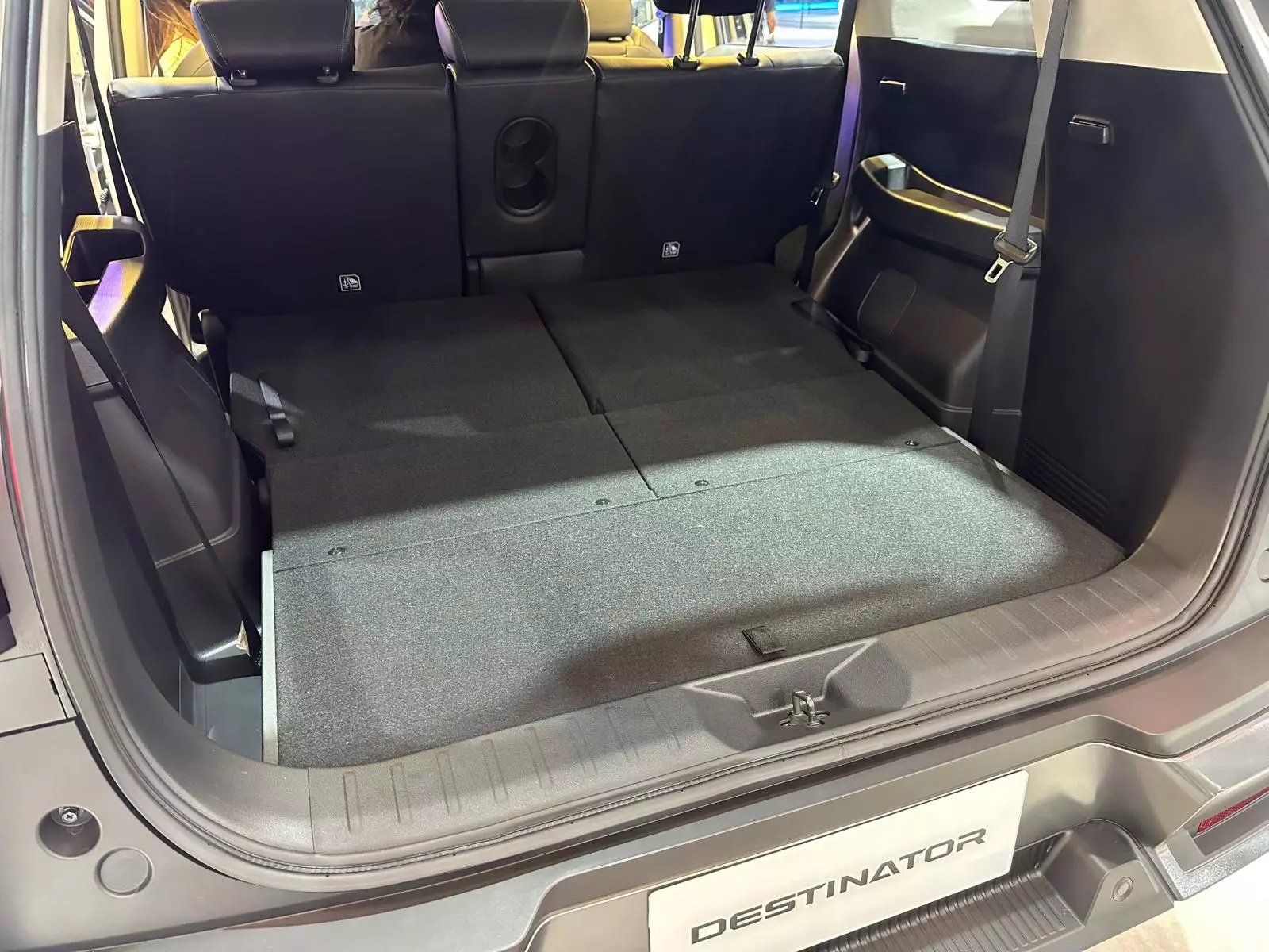 Thể tích khoang hành lý lớn.